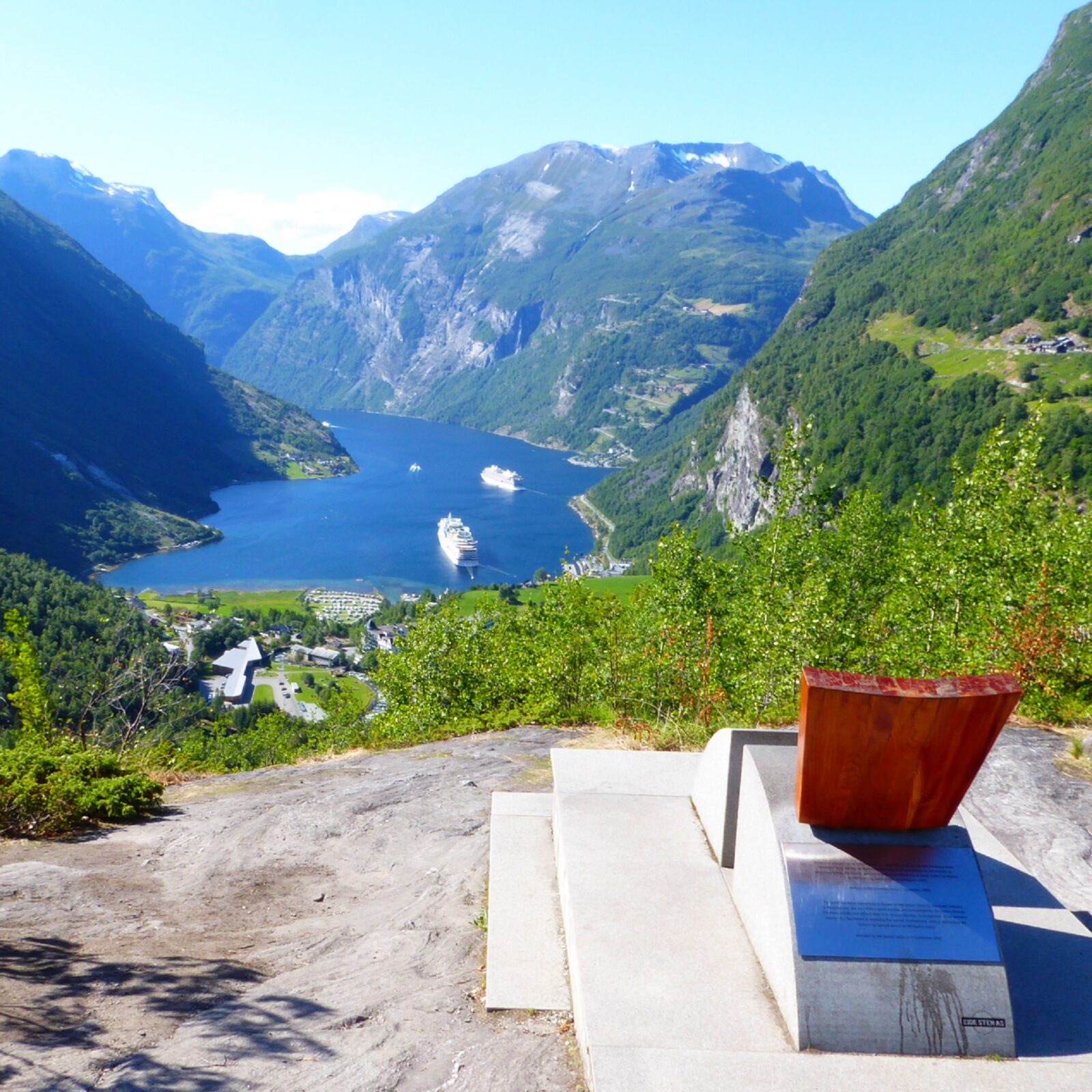 2027_Norwegens_Fjorde_Seitenkopf